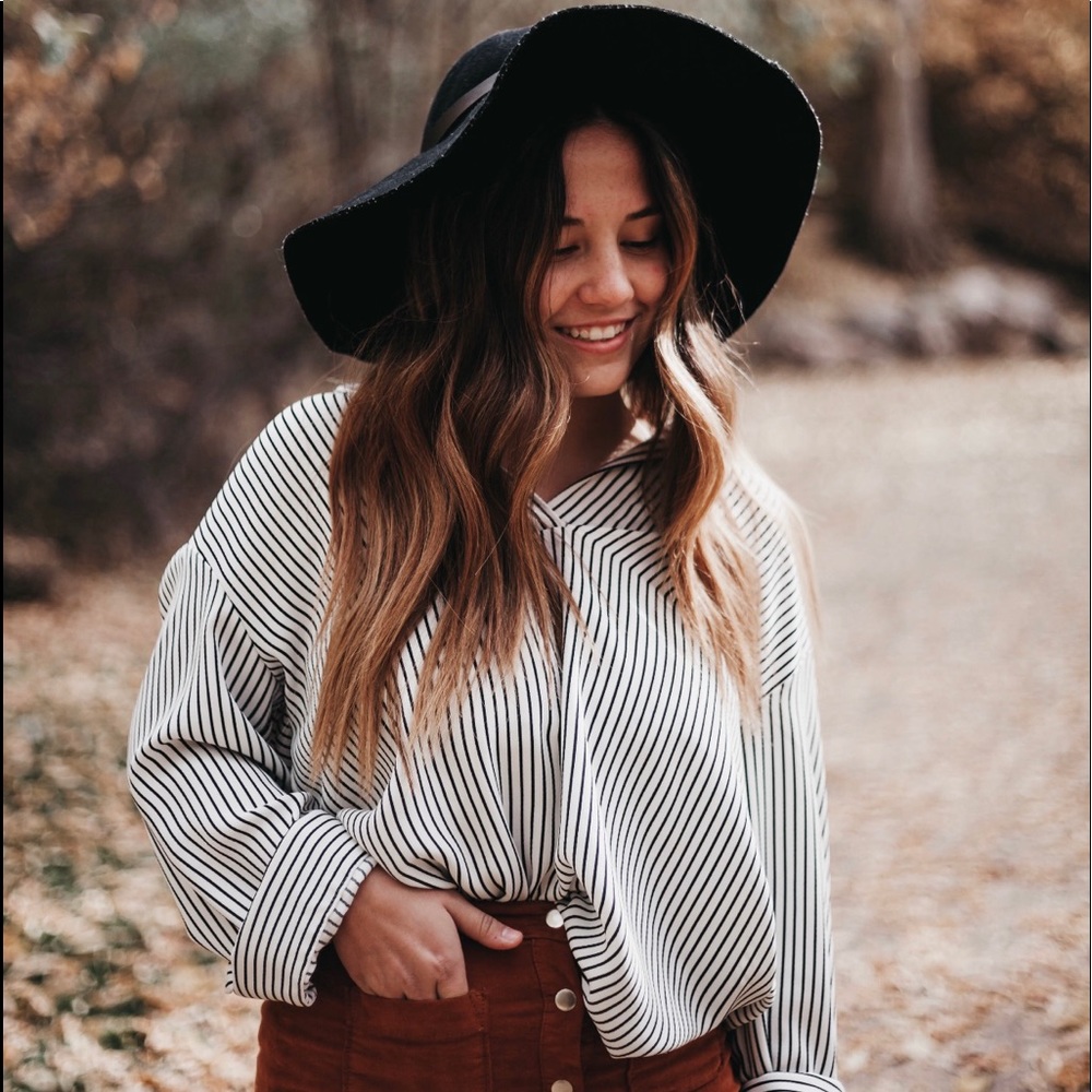 Meet your Posher, Bella